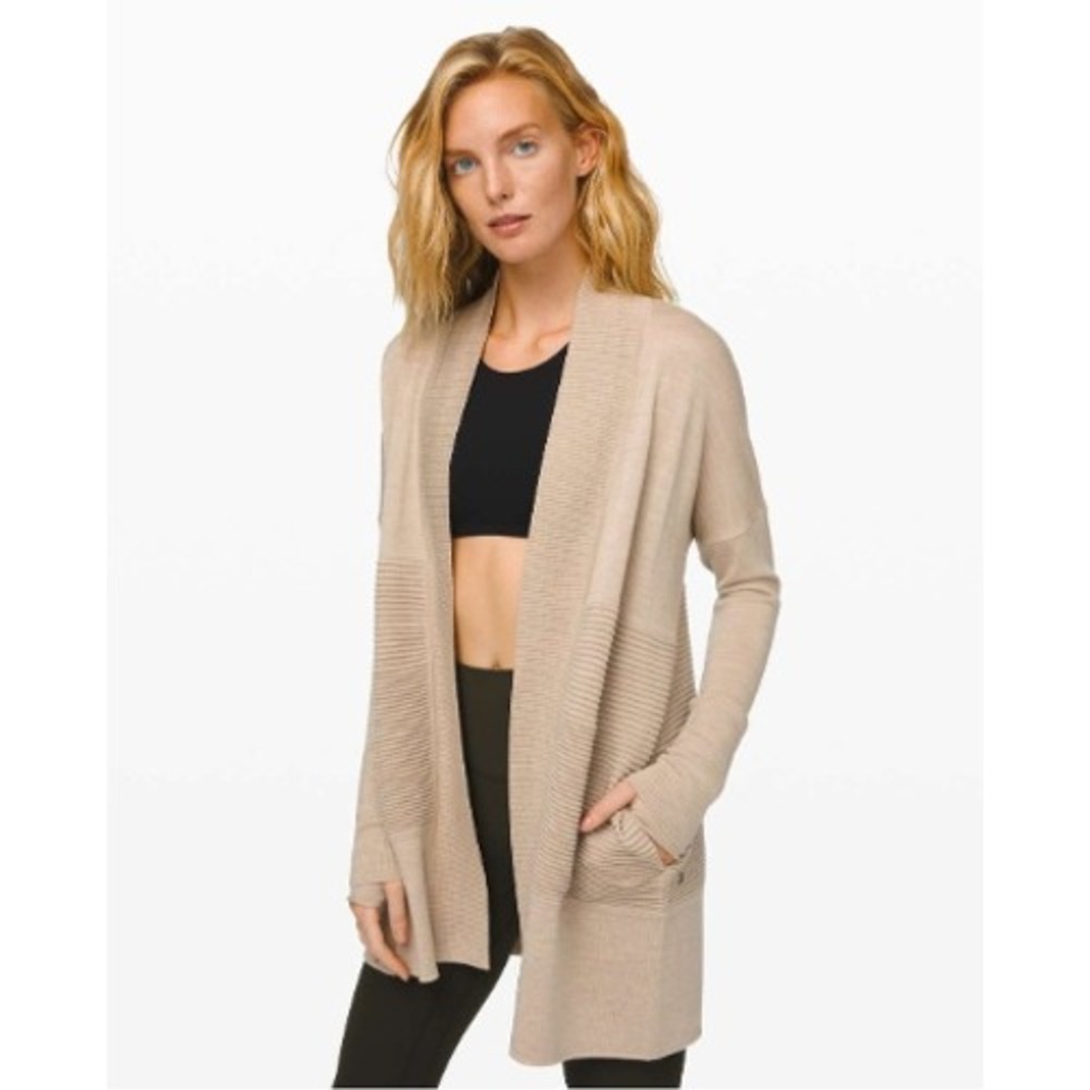 Lululemon Sit In Lotus Wrap II‎ Cardigan Beige Sand Merino Wool Sweater Size 4